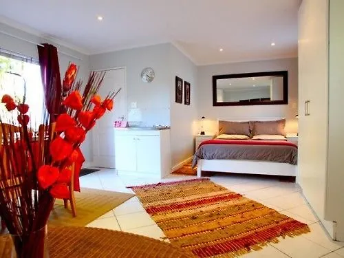 Constantia Cottages Bed & Breakfast