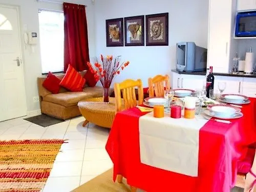 **** Bed & Breakfast Constantia Cottages South Africa