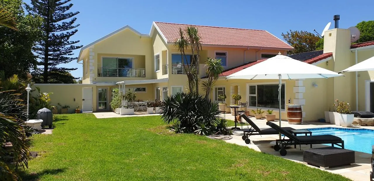 Constantia Cottages Bed & Breakfast