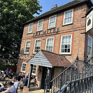 *** Inn The Mitre United Kingdom