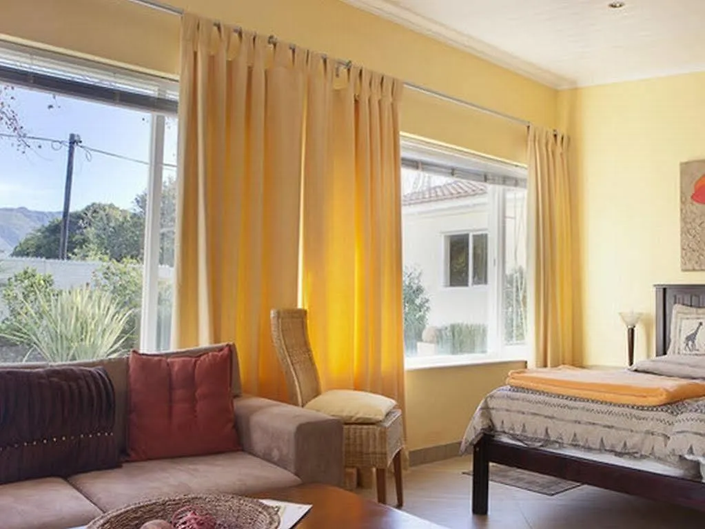 Oda ve Kahvaltı Constantia Cottages