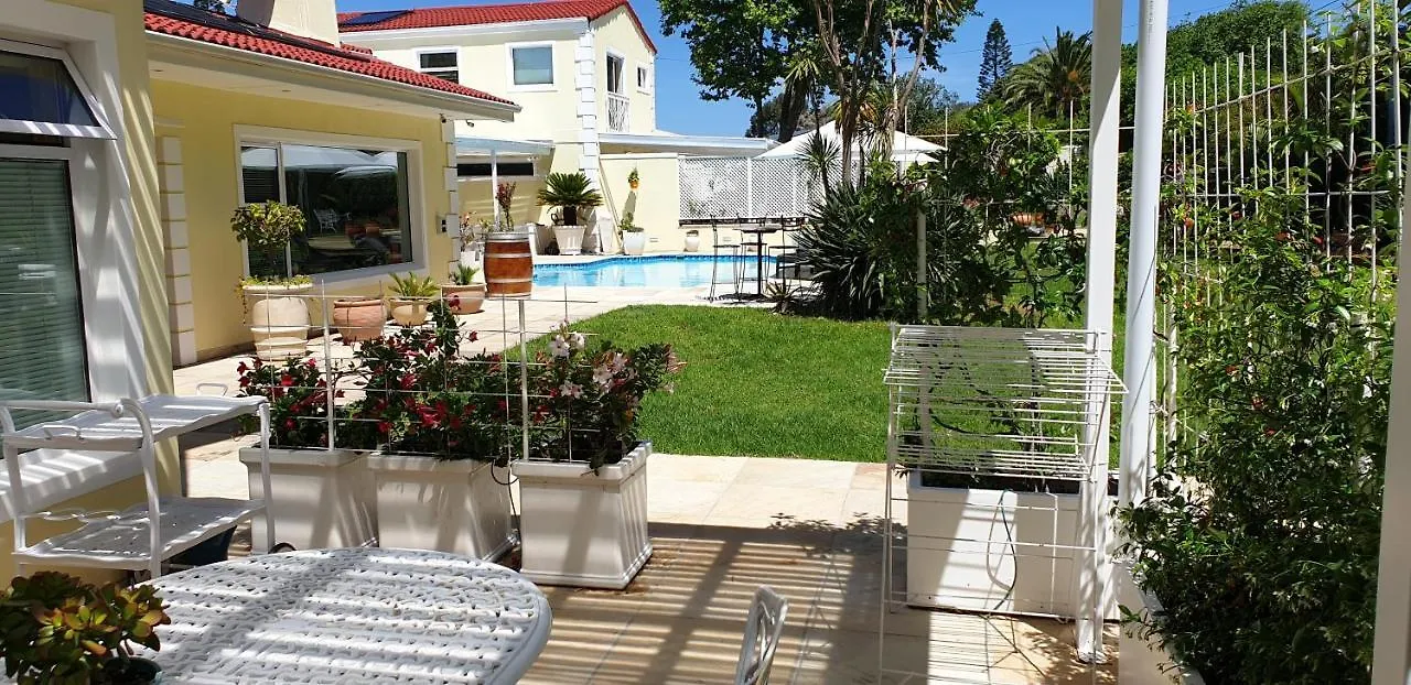 Oda ve Kahvaltı Constantia Cottages