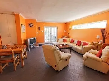 Bed & Breakfast Constantia Cottages